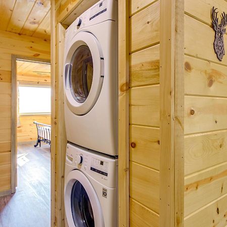 Gatlinburg Cabin With Game Room, Hot Tub And Mtn Views Exterior foto
